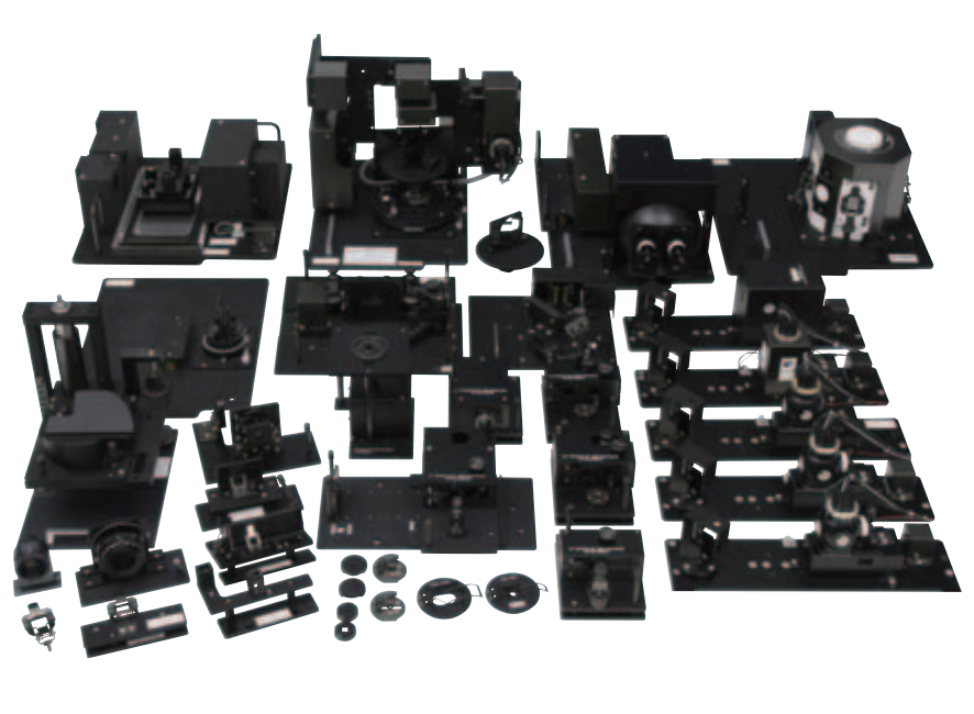 PHOT_20220709_Spectrophotometers_Hitachi_UH4150_accessories